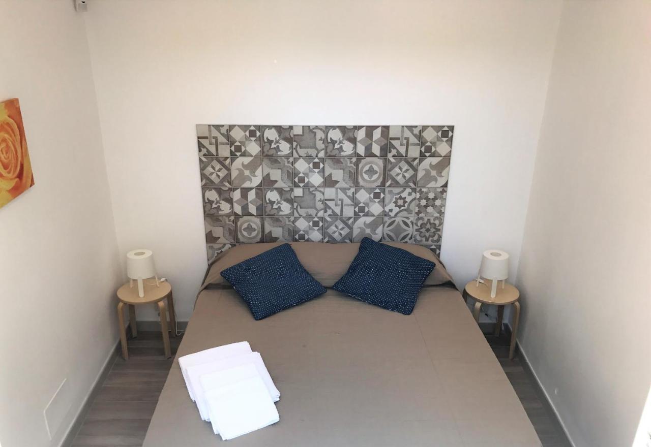 Frank'S House - Appartamento Con Terrazzo In Centro Palermo Exterior foto
